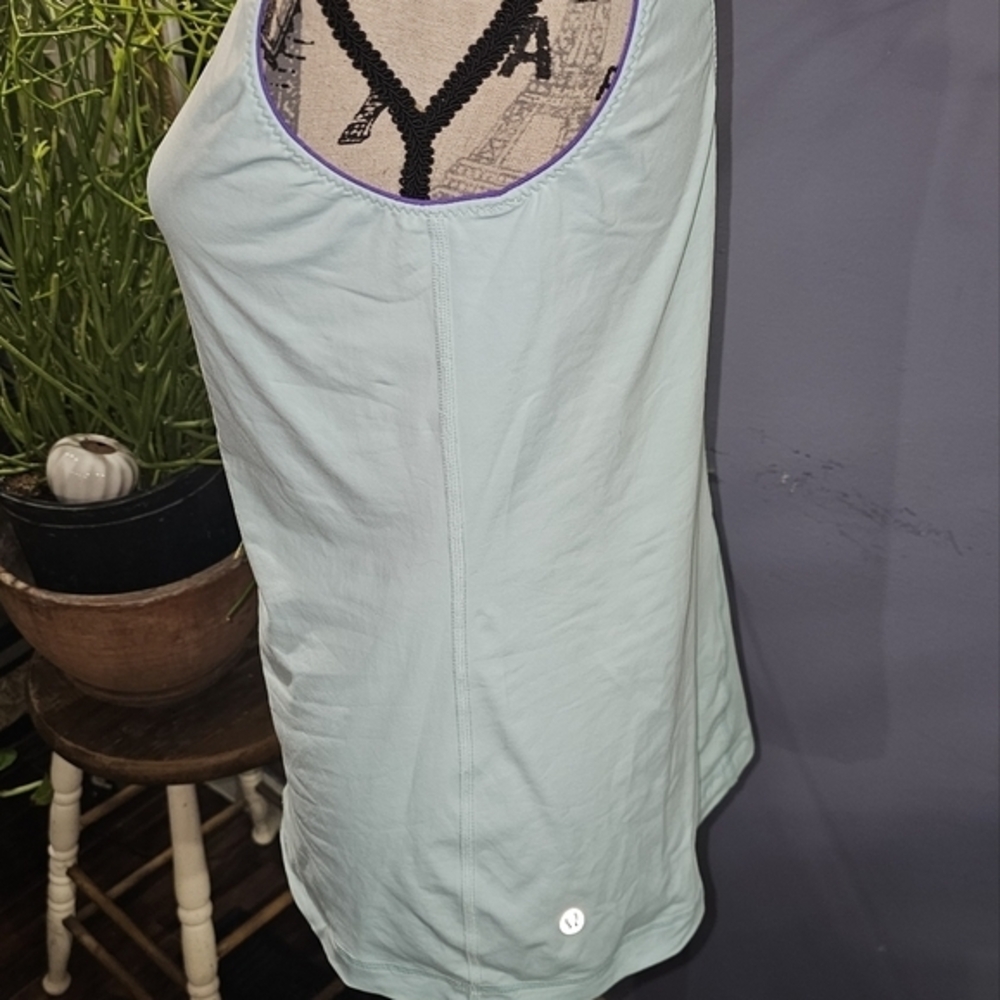 Light Blue Women’s Sleeveless Scoop Neck Top - Picture 5 of 5